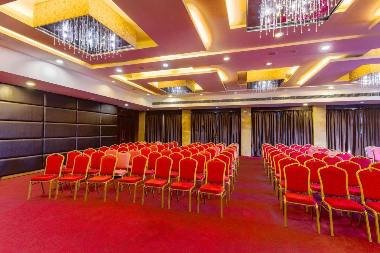 Gis Select Banjara Hill Hotel Hyderabad Luaran gambar
