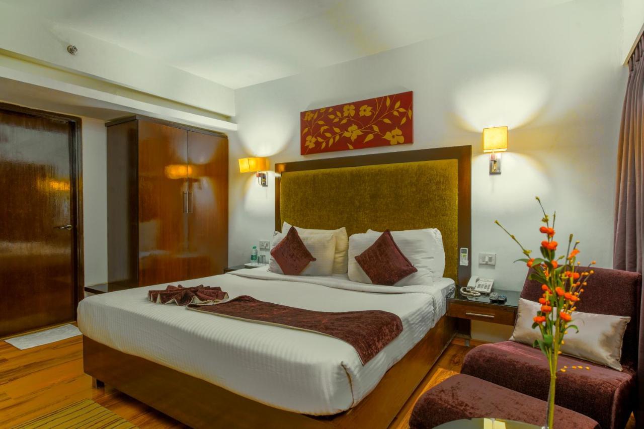 Gis Select Banjara Hill Hotel Hyderabad Luaran gambar
