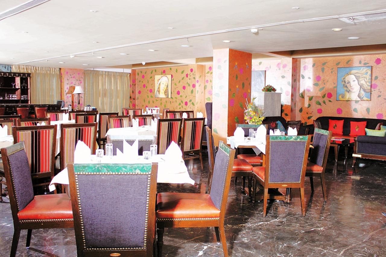 Gis Select Banjara Hill Hotel Hyderabad Luaran gambar